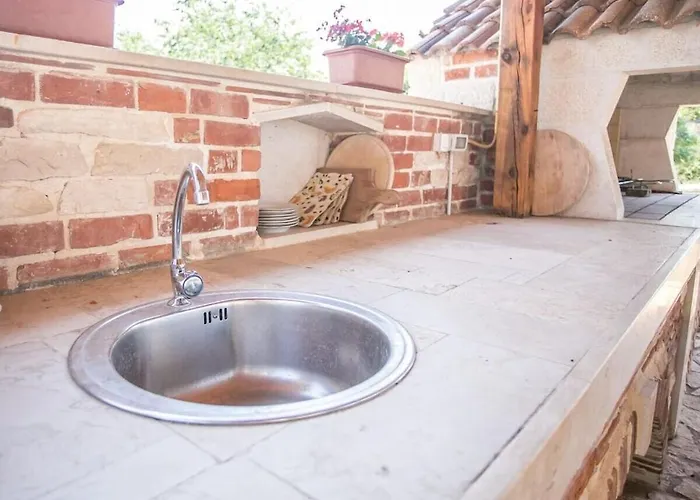 In Pore With Swimming Pool *