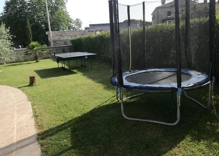 Feriehus In Pore With Swimming Pool