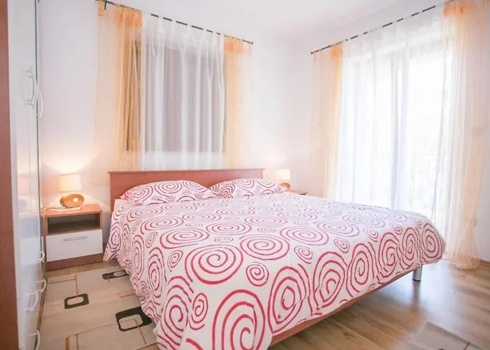 In Pore With Swimming Pool Holiday home Porec